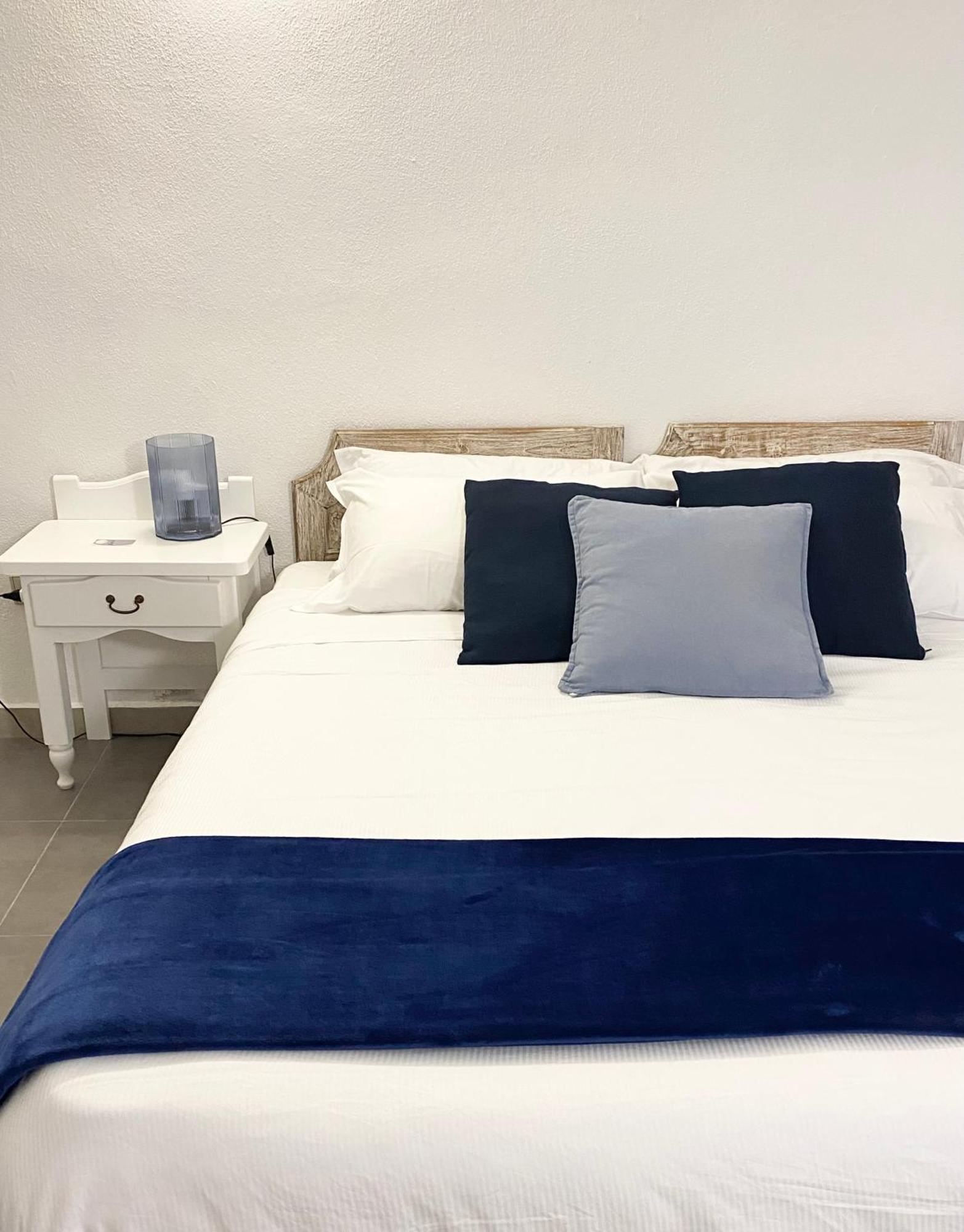 Cala Reale Marinella Guest house *