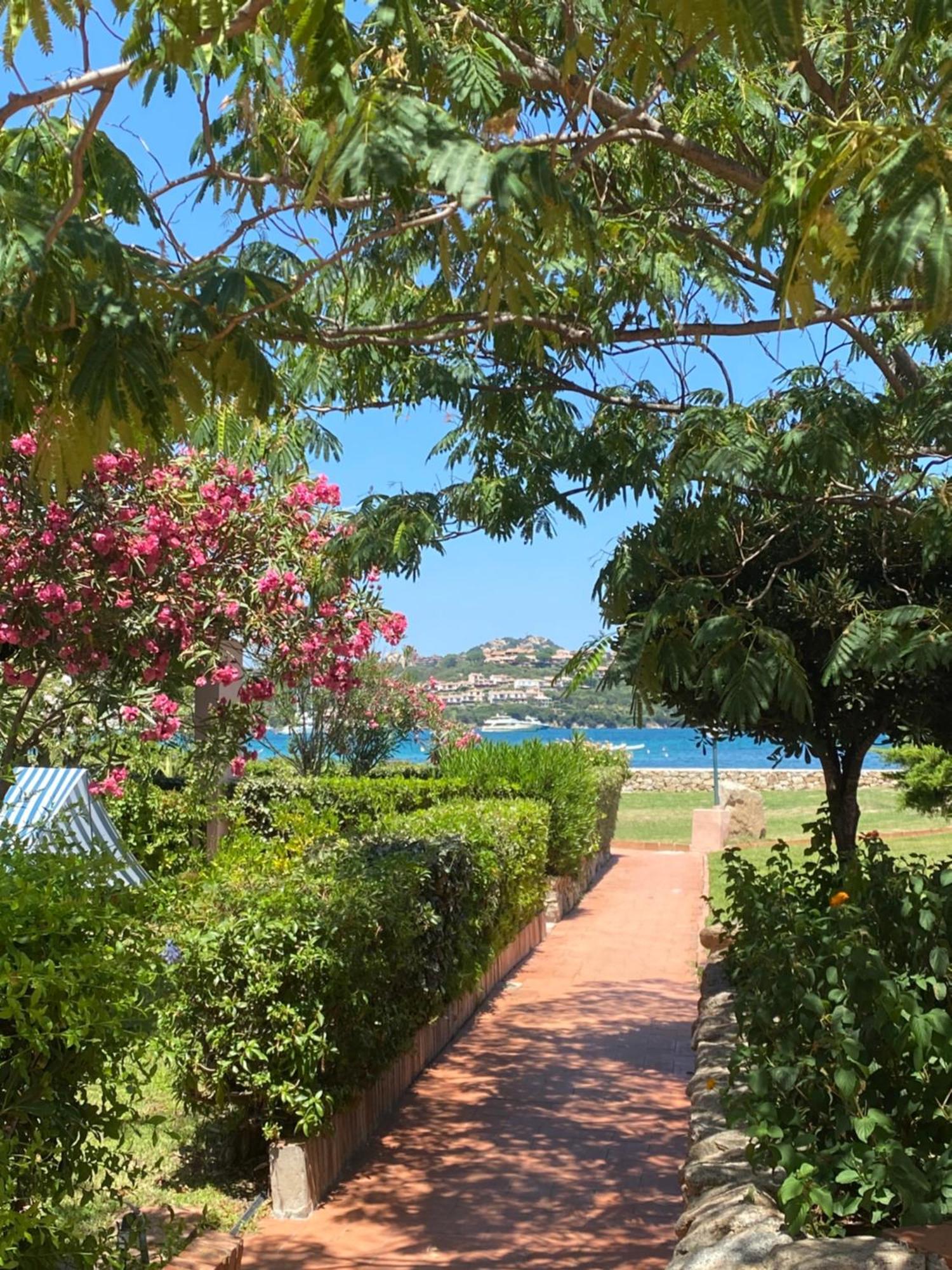 Cala Reale Marinella Guest house